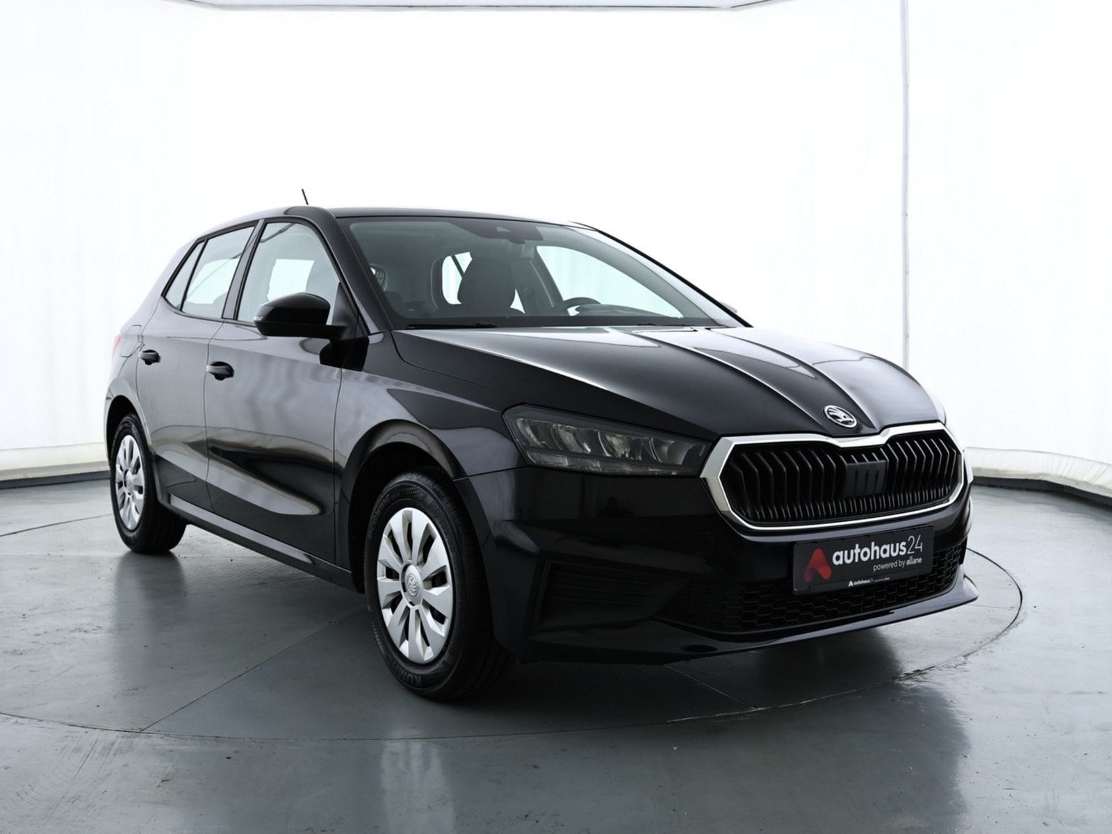 ŠKODA Fabia Schräghecklimousine SKODA Fabia 1.0l MPI 48kW ACTIVE Schräghecklimousine #1