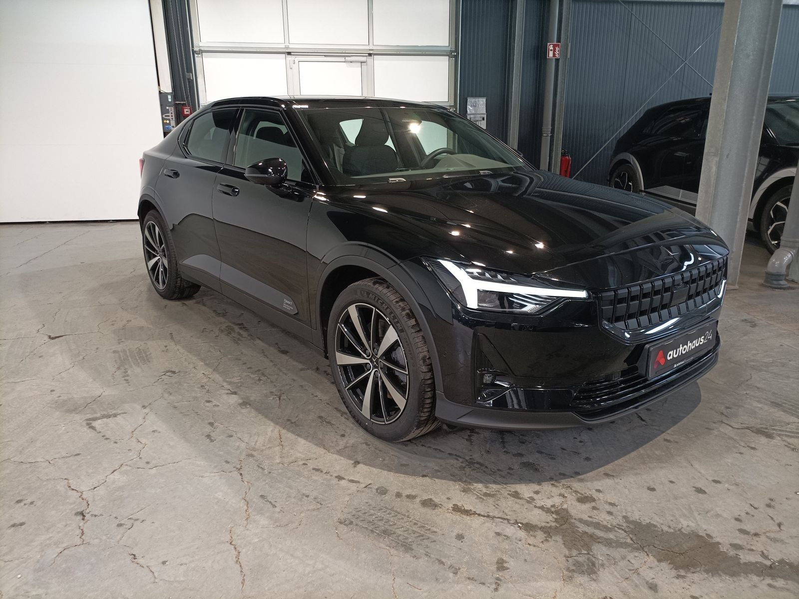 Polestar Polestar 2 Limousine POLESTAR 2 64KWH Standard Range Single Motor Schräghecklimousine #1