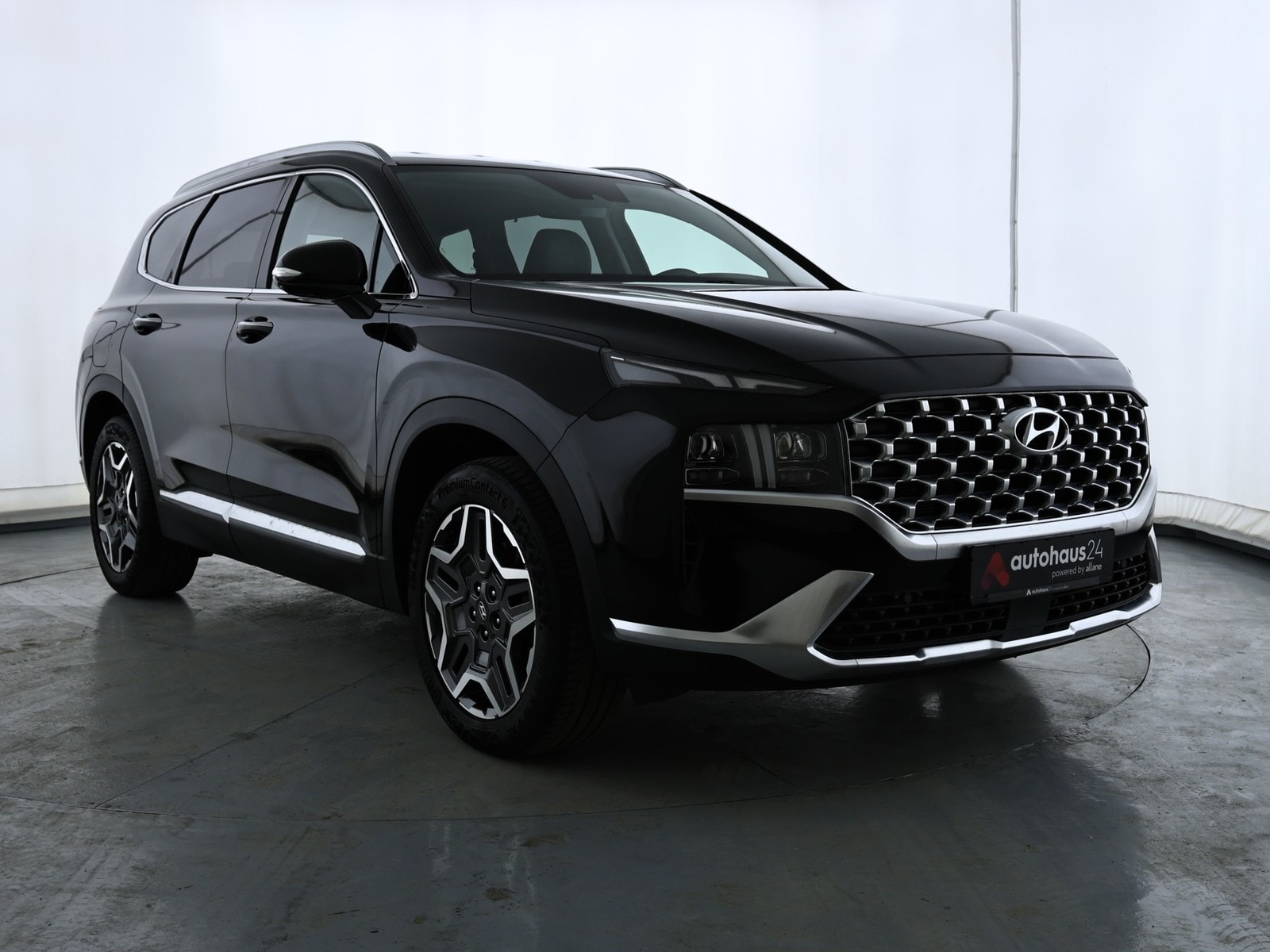 Hyundai Santa Fe SUV / Crossover / Geländewagen HYUNDAI Santa Fe 1.6 T-GDI Plug-in Hybrid 4WD Auto Sports Utility Vehicle #1