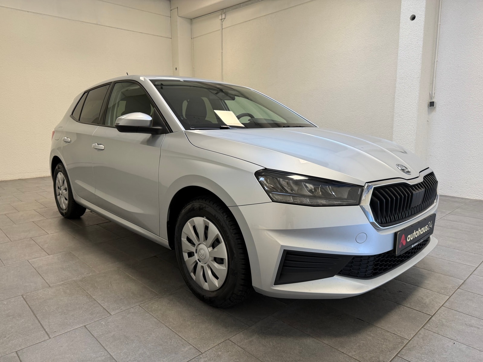 ŠKODA Fabia Limousine SKODA Fabia 1.0l TSI 70kW Active Schräghecklimousine #1