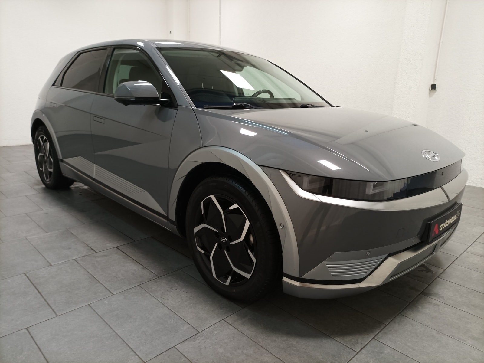 Hyundai IONIQ 5 Limousine HYUNDAI IONIQ 5 72,6 kWh 160 kW Heckantrieb Sports Utility Vehicle #1