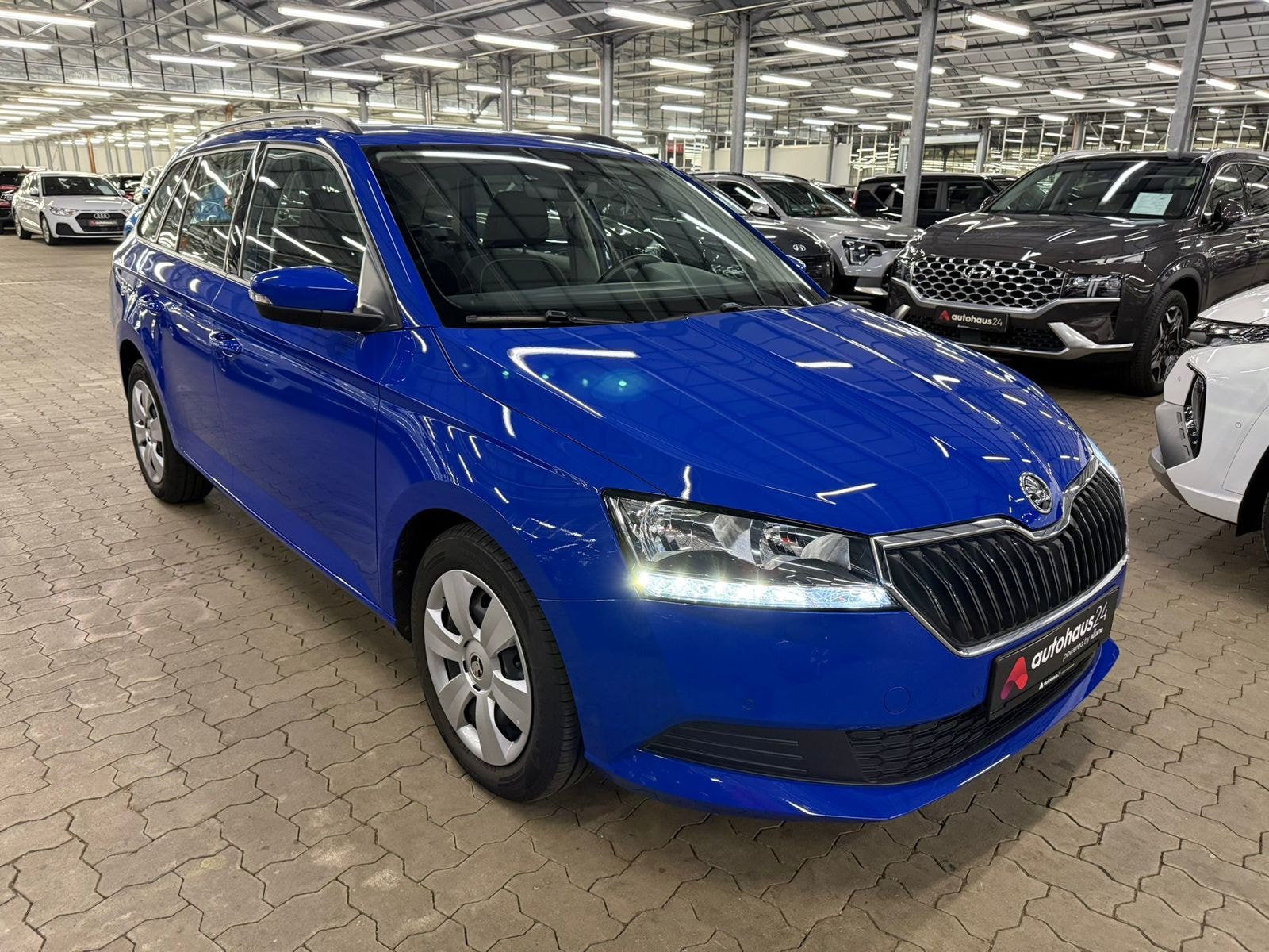 ŠKODA Fabia Kombi SKODA Fabia 1.0l TSI 70kW DSG AMBITION COMBI Kombi #1