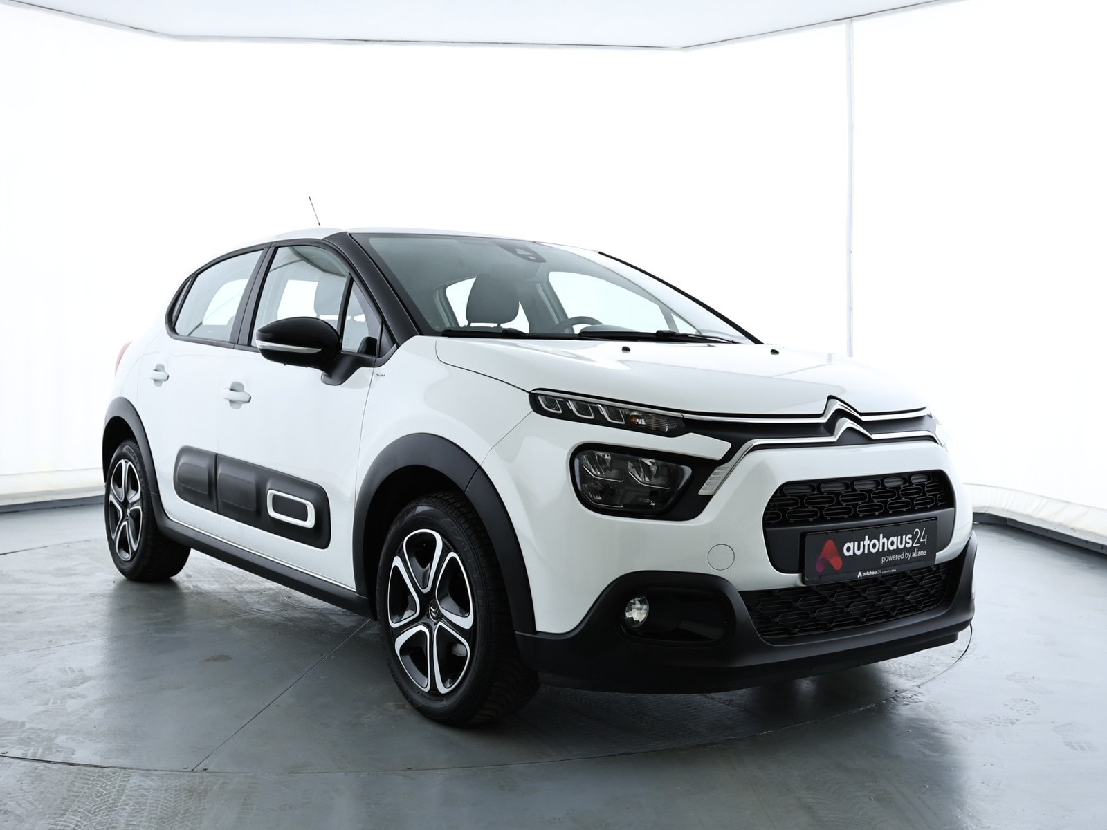 Citroën C3 Limousine CITROEN C3 PureTech 83 Stop&Start FEEL PACK Schräghecklimousine #1