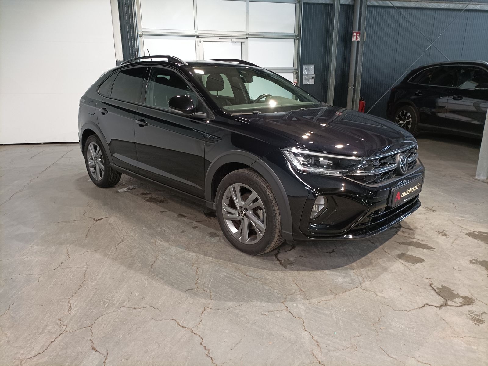 Volkswagen Taigo SUV / Crossover / Geländewagen VOLKSWAGEN Taigo 1.0 TSI OPF 81 kW DSG R-Line Sports Utility Vehicle #1