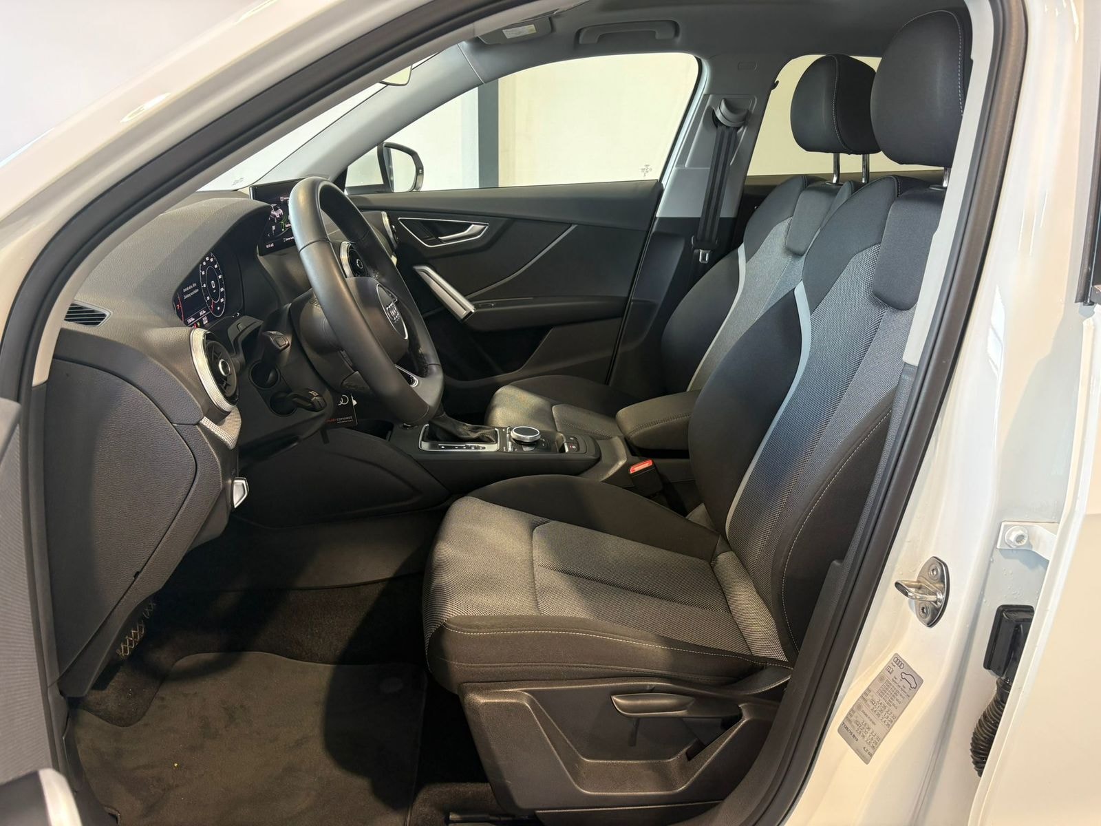 Audi Q2 SUV Q2 35 1.5 TFSI S line (EURO 6d) #8