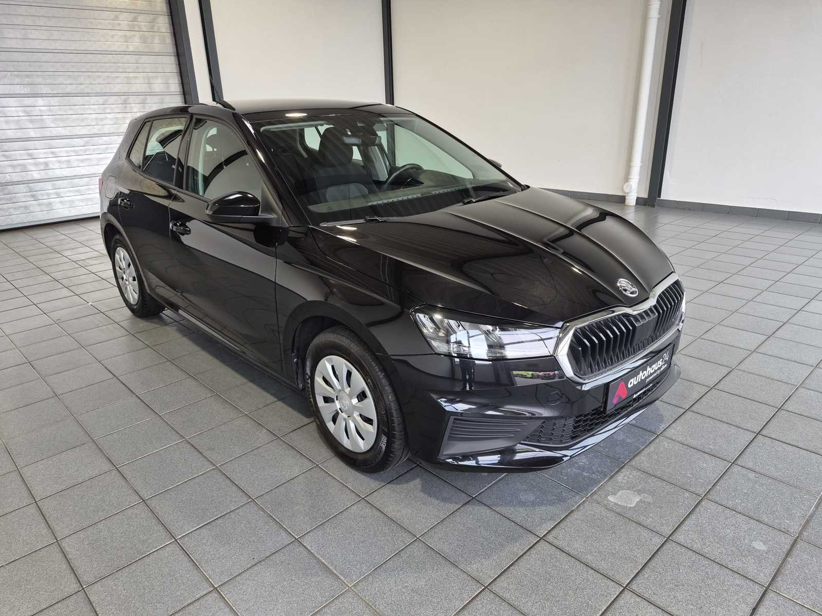 ŠKODA Fabia Schräghecklimousine SKODA Fabia 1.0l MPI 59kW AMBITION Schräghecklimousine #1