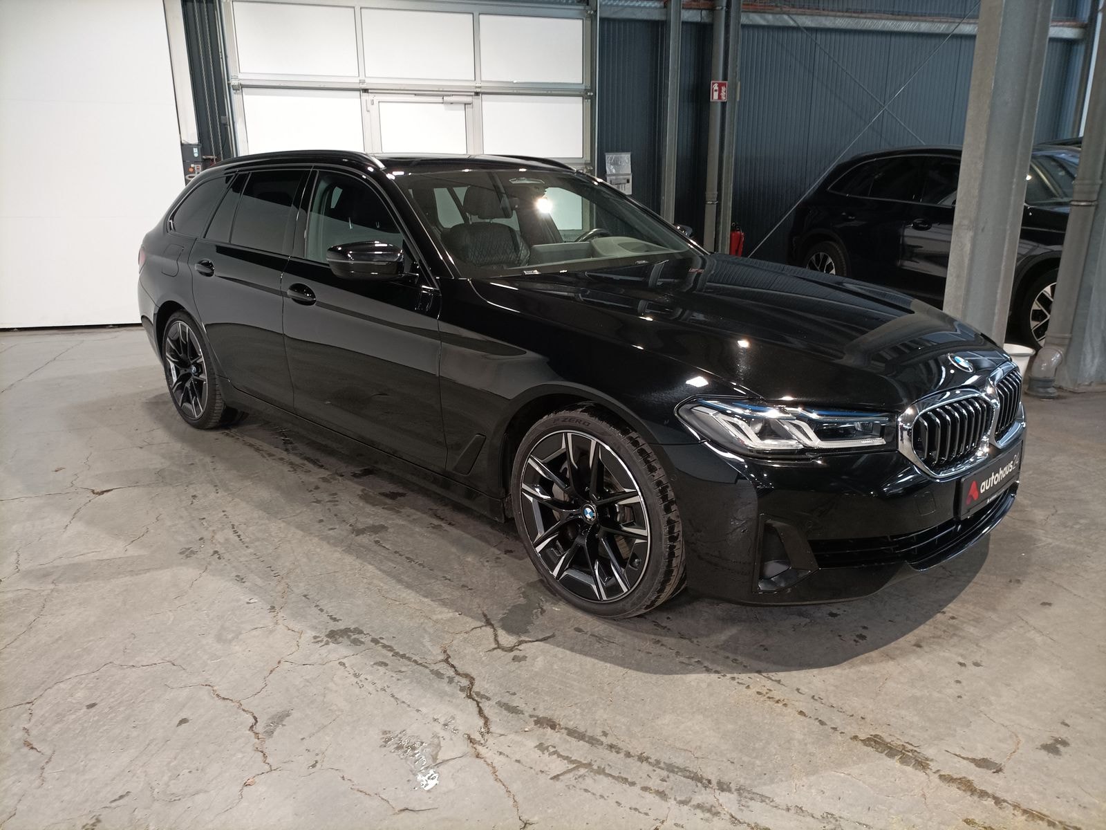 BMW 5er-Reihe Kombi BMW 5er-Reihe 530d xDrive Touring A Kombi #1