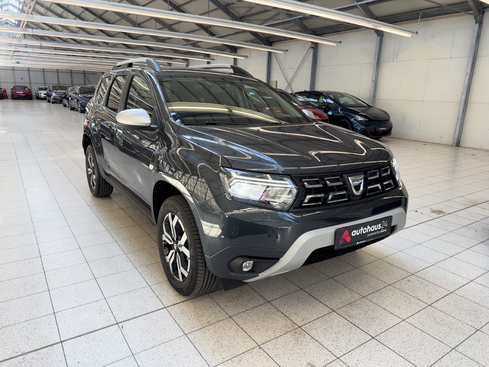 Dacia Duster SUV / Crossover / Geländewagen DACIA Duster Blue dCi 115 2WD Prestige+ Sports Utility Vehicle #1