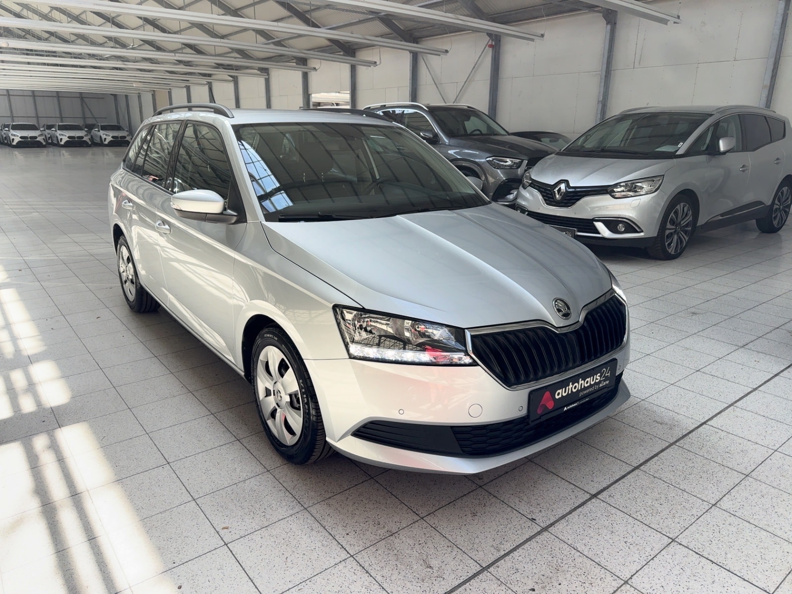 ŠKODA Fabia Kombi SKODA Fabia 1.0l TSI 70kW DSG AMBITION COMBI Kombi #1