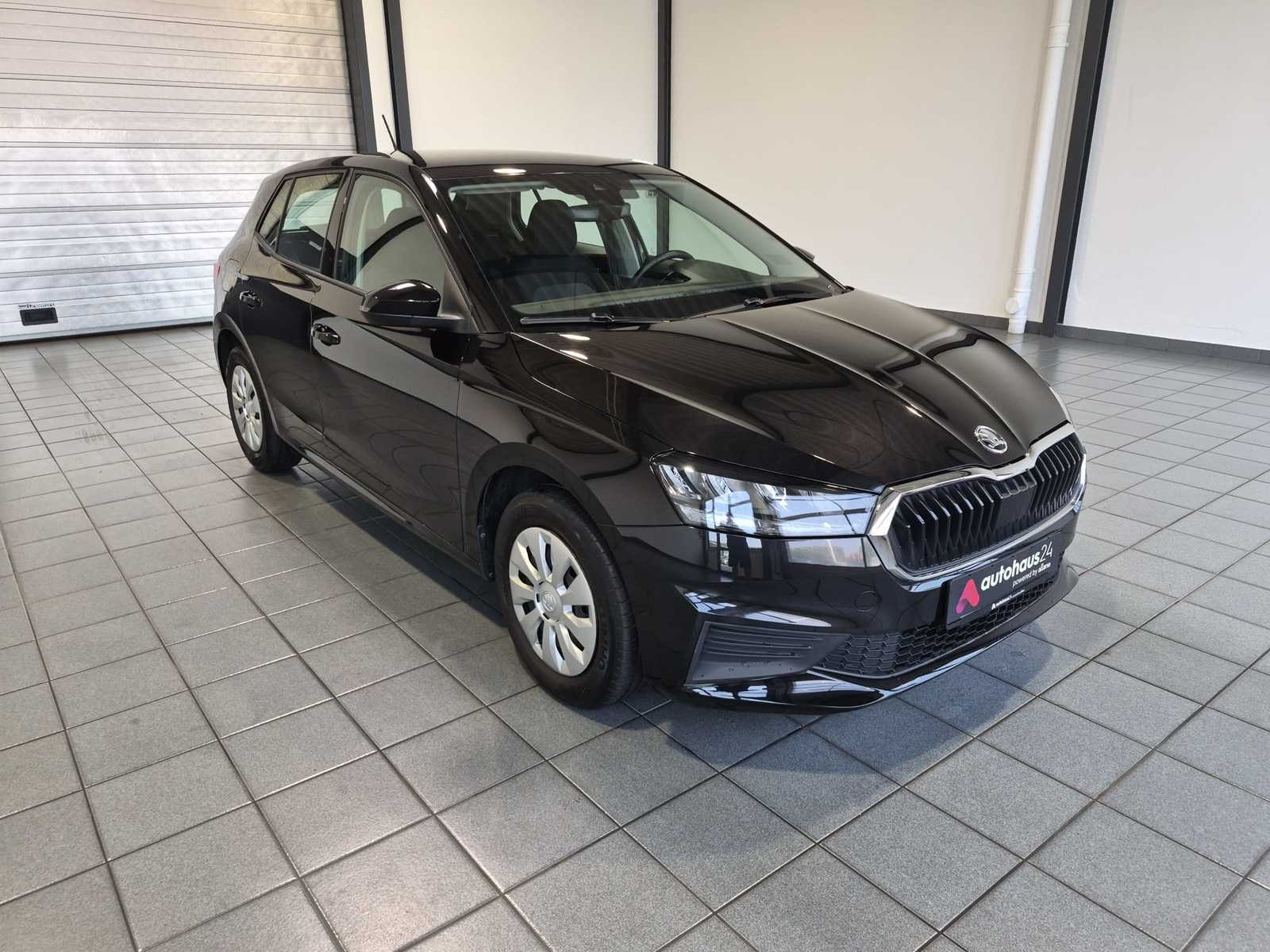 ŠKODA Fabia Limousine SKODA Fabia 1.0l MPI 59kW AMBITION Schräghecklimousine #1