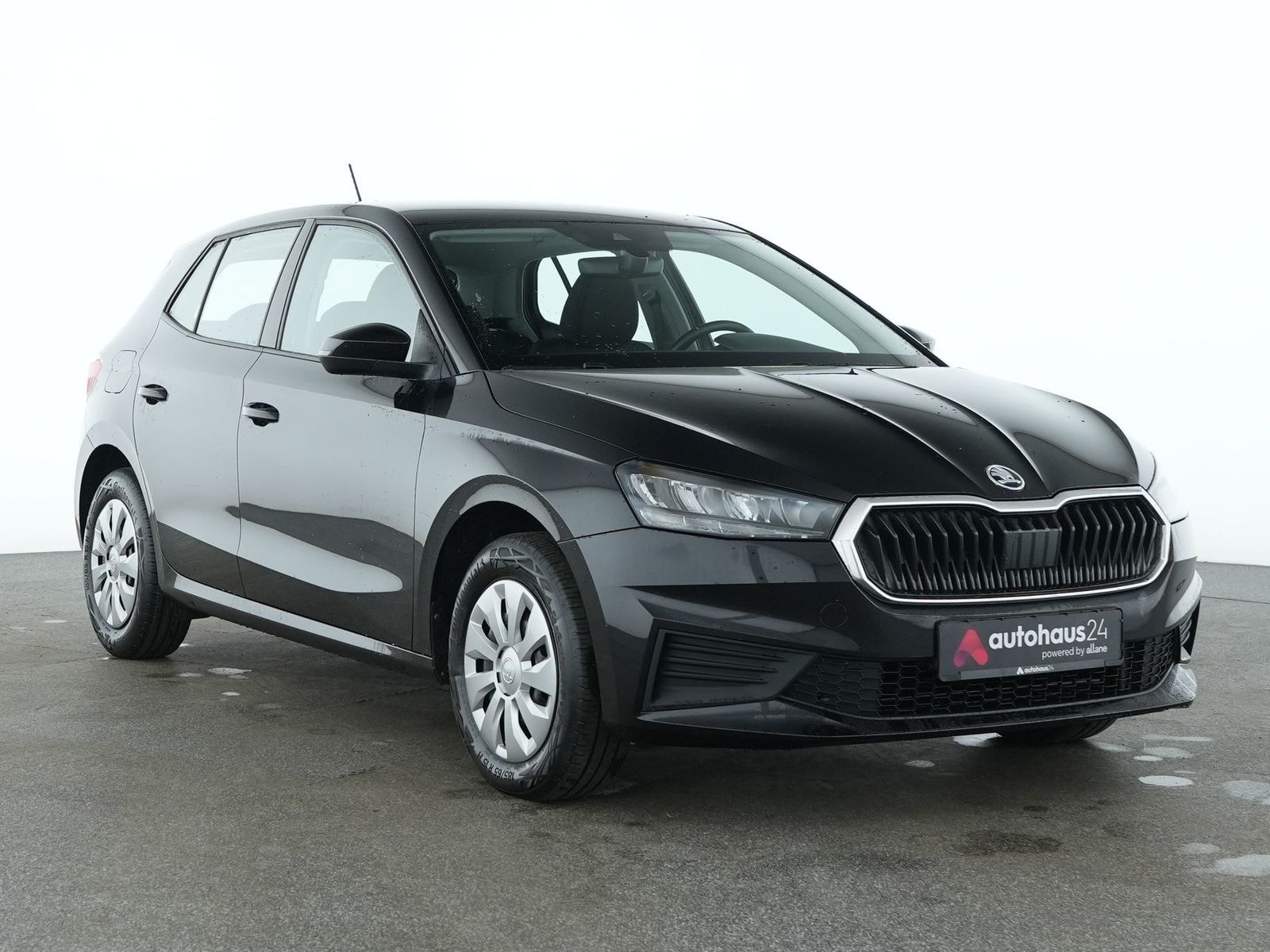 ŠKODA Fabia Schräghecklimousine SKODA Fabia 1.0l MPI 59kW AMBITION Schräghecklimousine #1