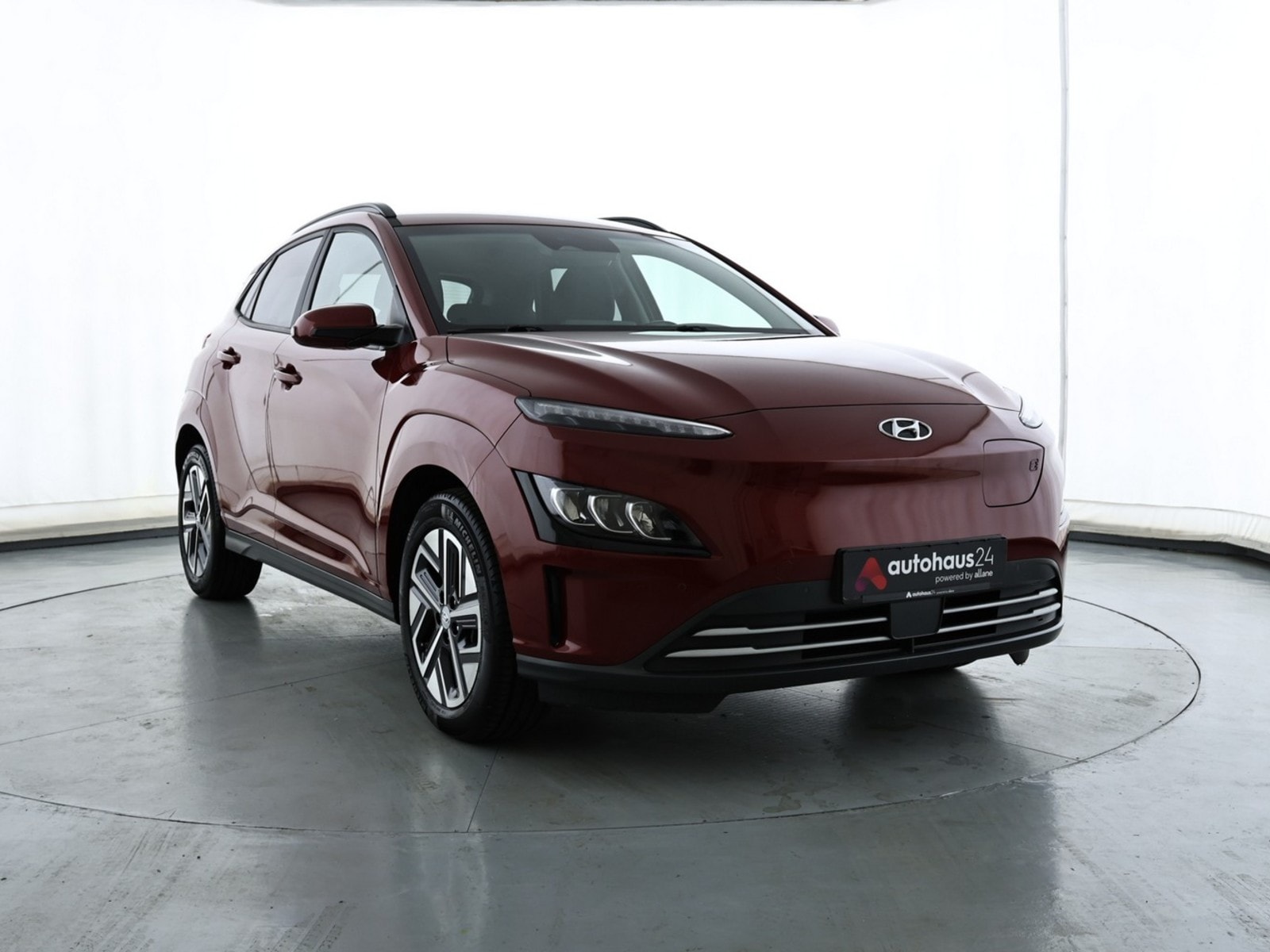 Hyundai Kona SUV / Crossover / Geländewagen HYUNDAI Kona ELEKTRO 100kW Sports Utility Vehicle #1