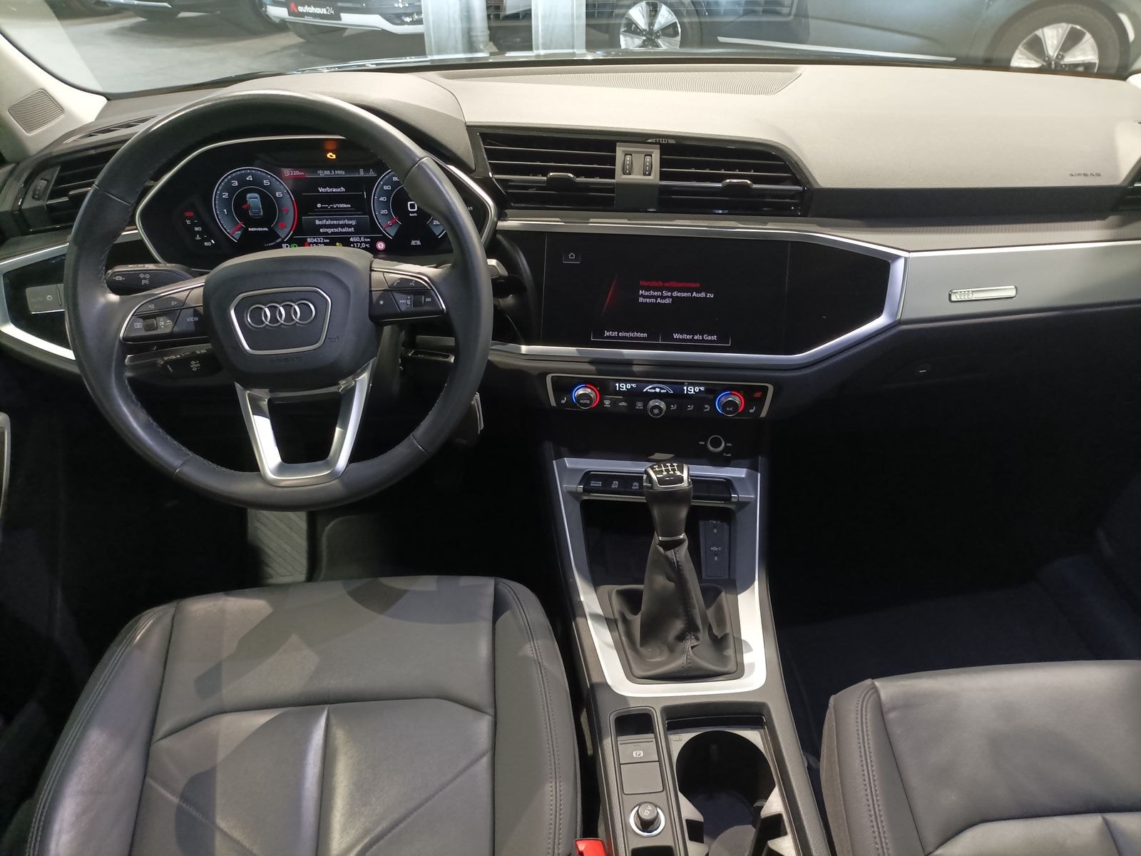 Audi Q3 SUV Q3 Sportback 35 1.5 TFSI S line #9