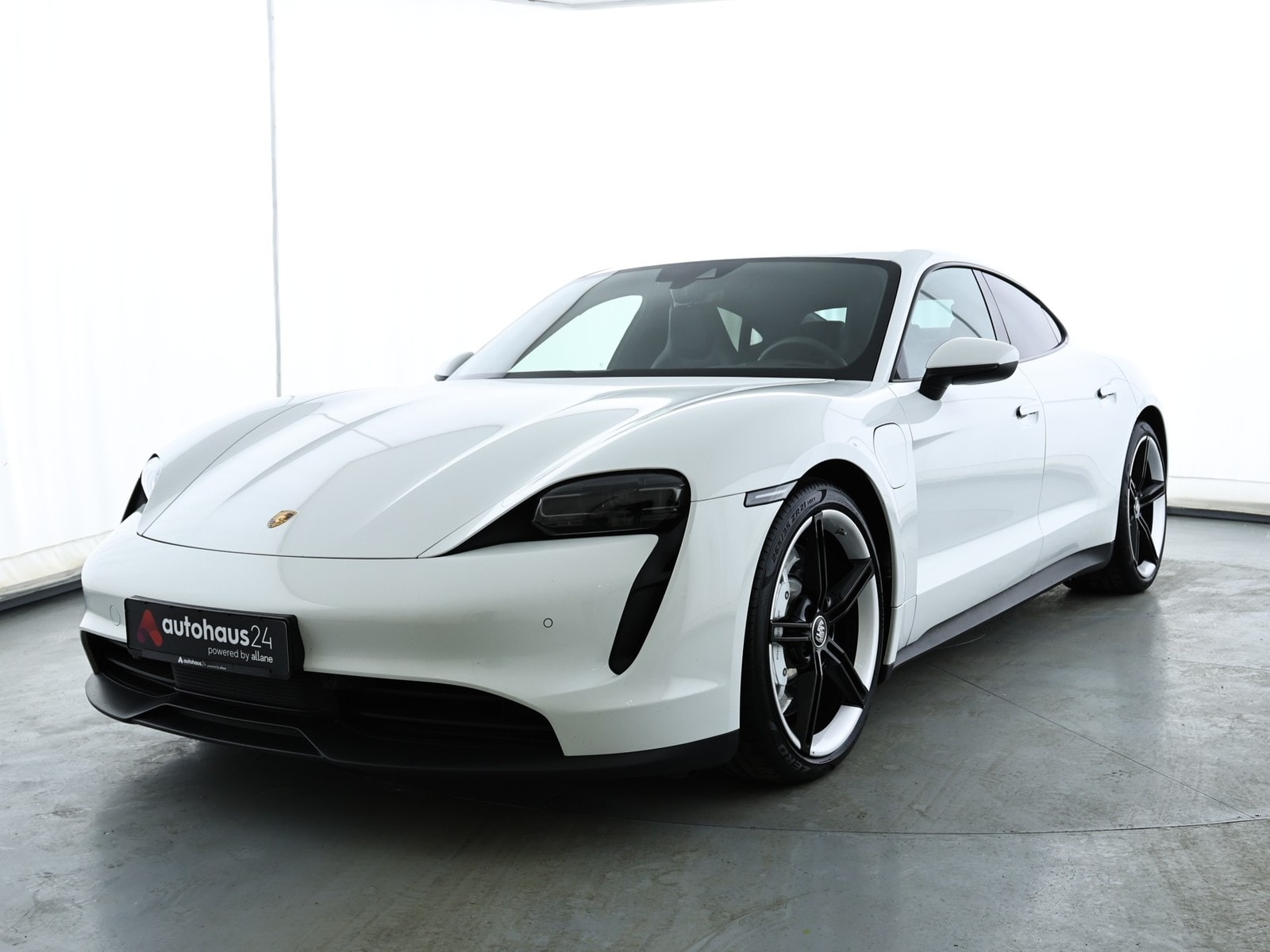 Porsche Taycan Limousine Taycan Plus #3