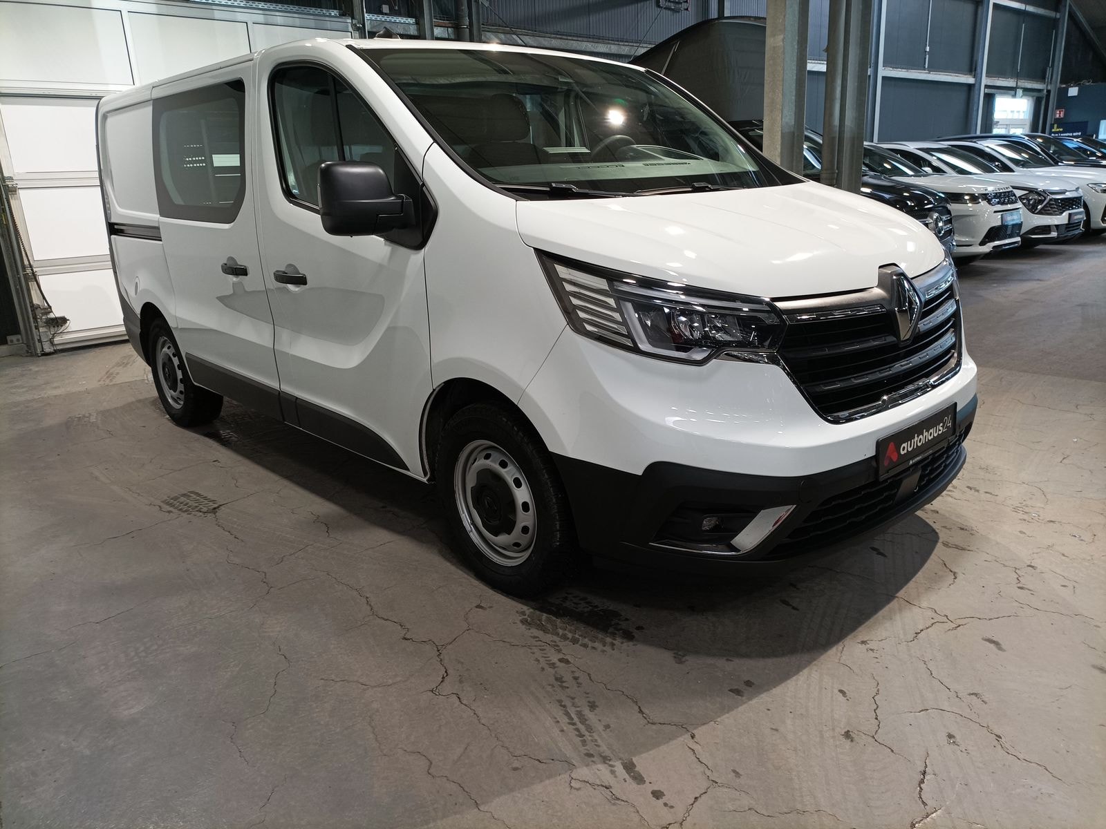 Renault Trafic Transporter RENAULT Trafic TRAFIC Komfort L1H1 3,0t Blue dCi 150 Kastenwagen #1