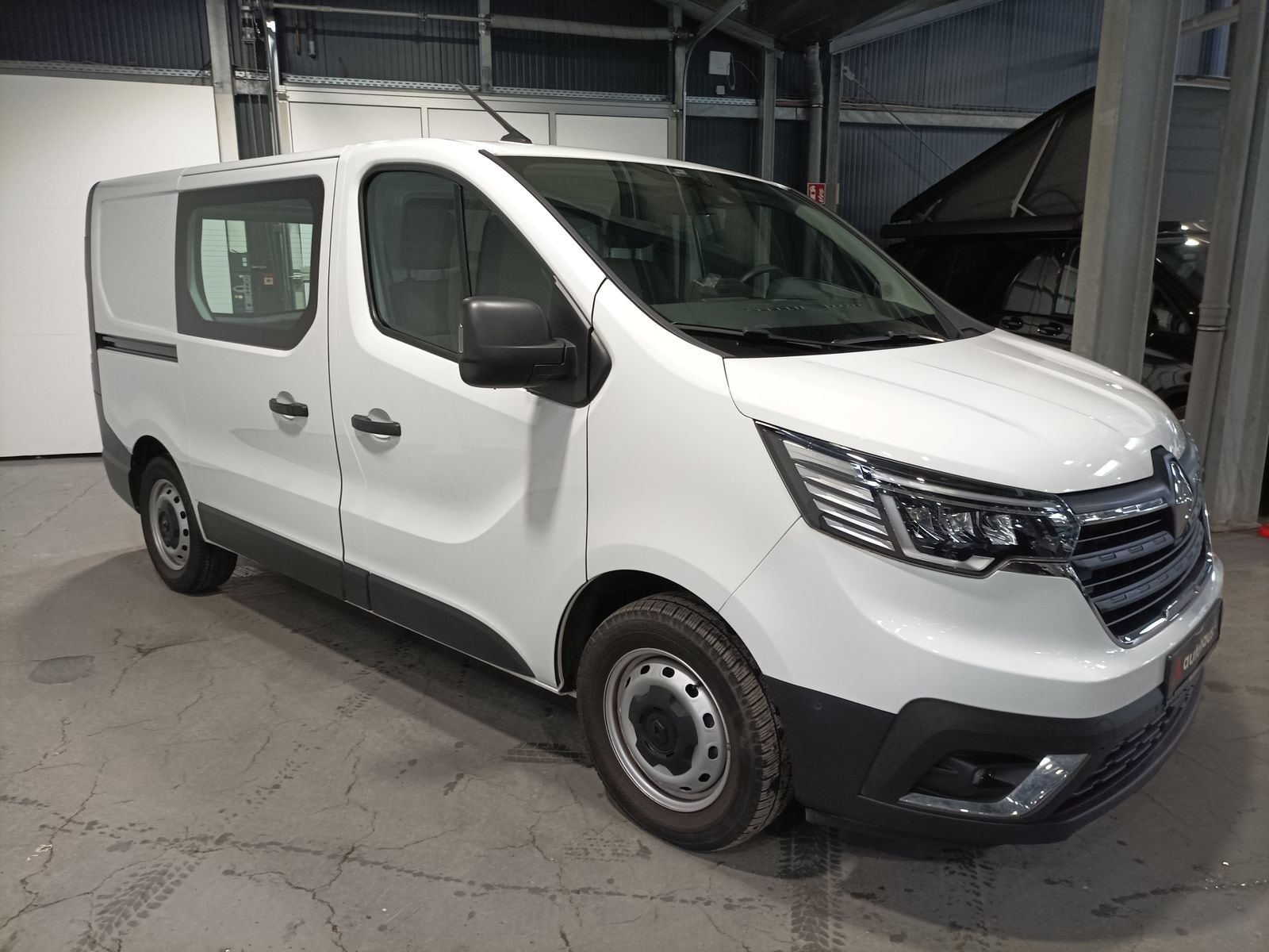 Renault Trafic Transporter RENAULT Trafic TRAFIC Komfort L1H1 3,0t Blue dCi 150 Kastenwagen #1