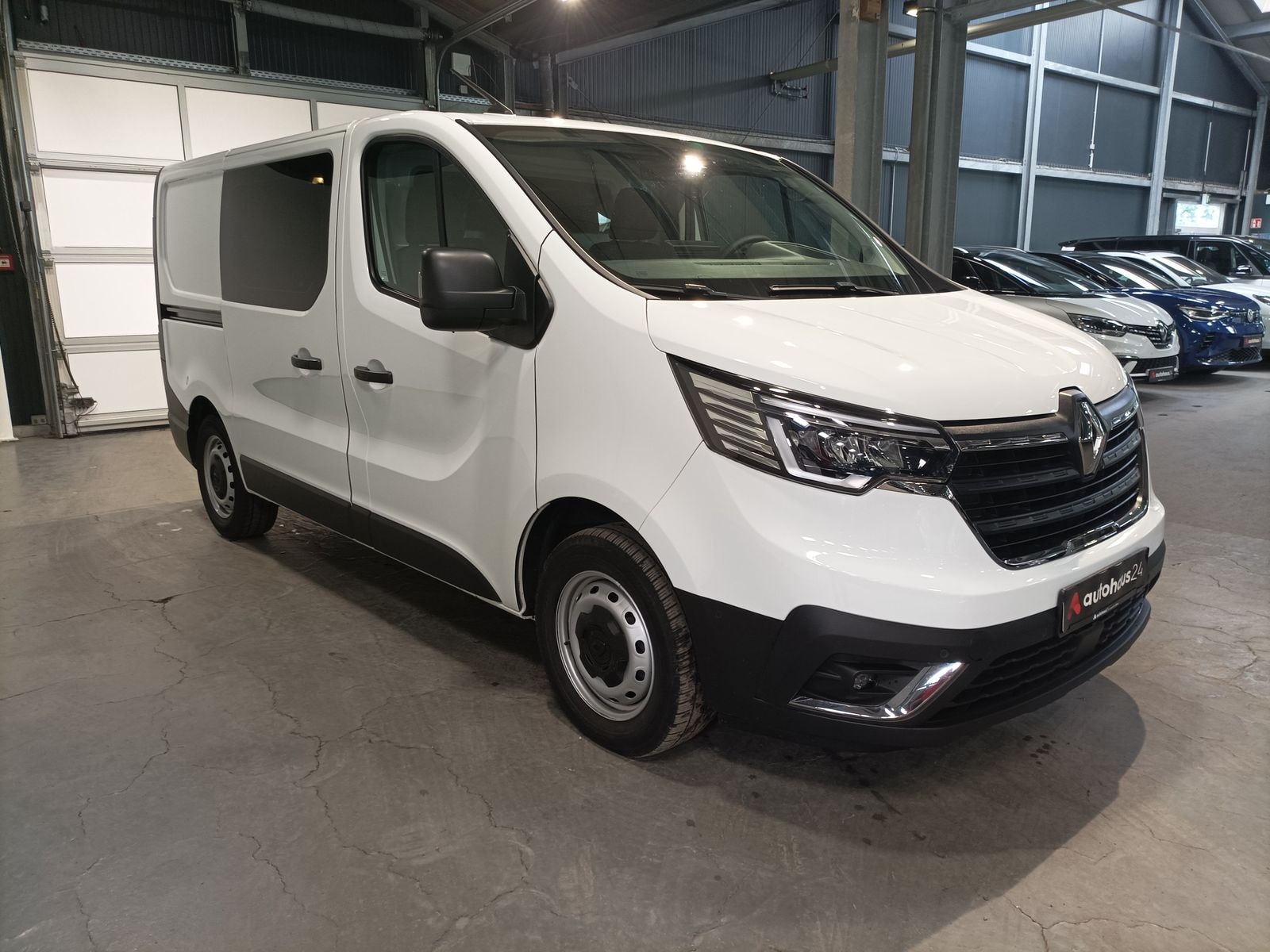 Renault Trafic Transporter RENAULT Trafic TRAFIC Komfort L1H1 3,0t Blue dCi 150 Kastenwagen #1