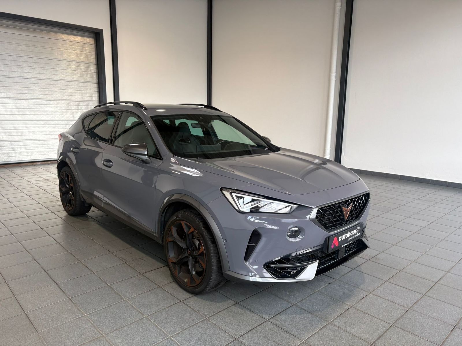 CUPRA Formentor SUV / Crossover / Geländewagen CUPRA Formentor 2.0 TSI 228kW VZ 4Drive DSG Sports Utility Vehicle #1