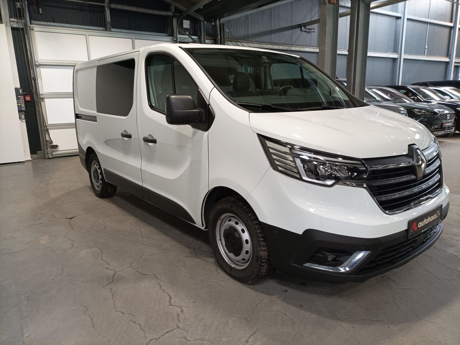 Renault Trafic Transporter RENAULT Trafic TRAFIC Komfort L1H1 3,0t Blue dCi 150 Kastenwagen #1