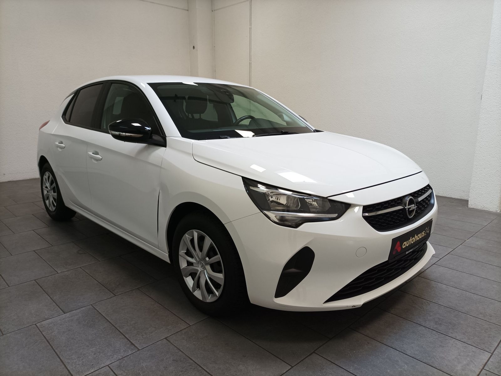 Opel Corsa Schräghecklimousine OPEL Corsa 1.2 55kW Edition Schräghecklimousine #1