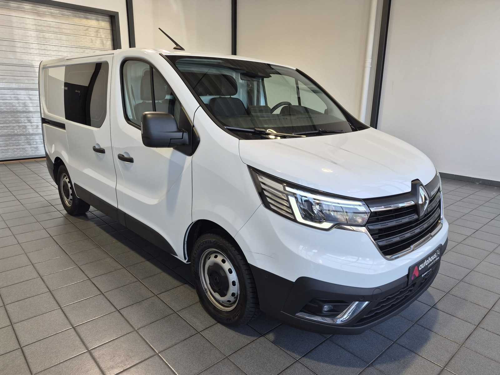 Renault Trafic Transporter RENAULT Trafic TRAFIC Komfort L1H1 3,0t Blue dCi 150 Kastenwagen #1
