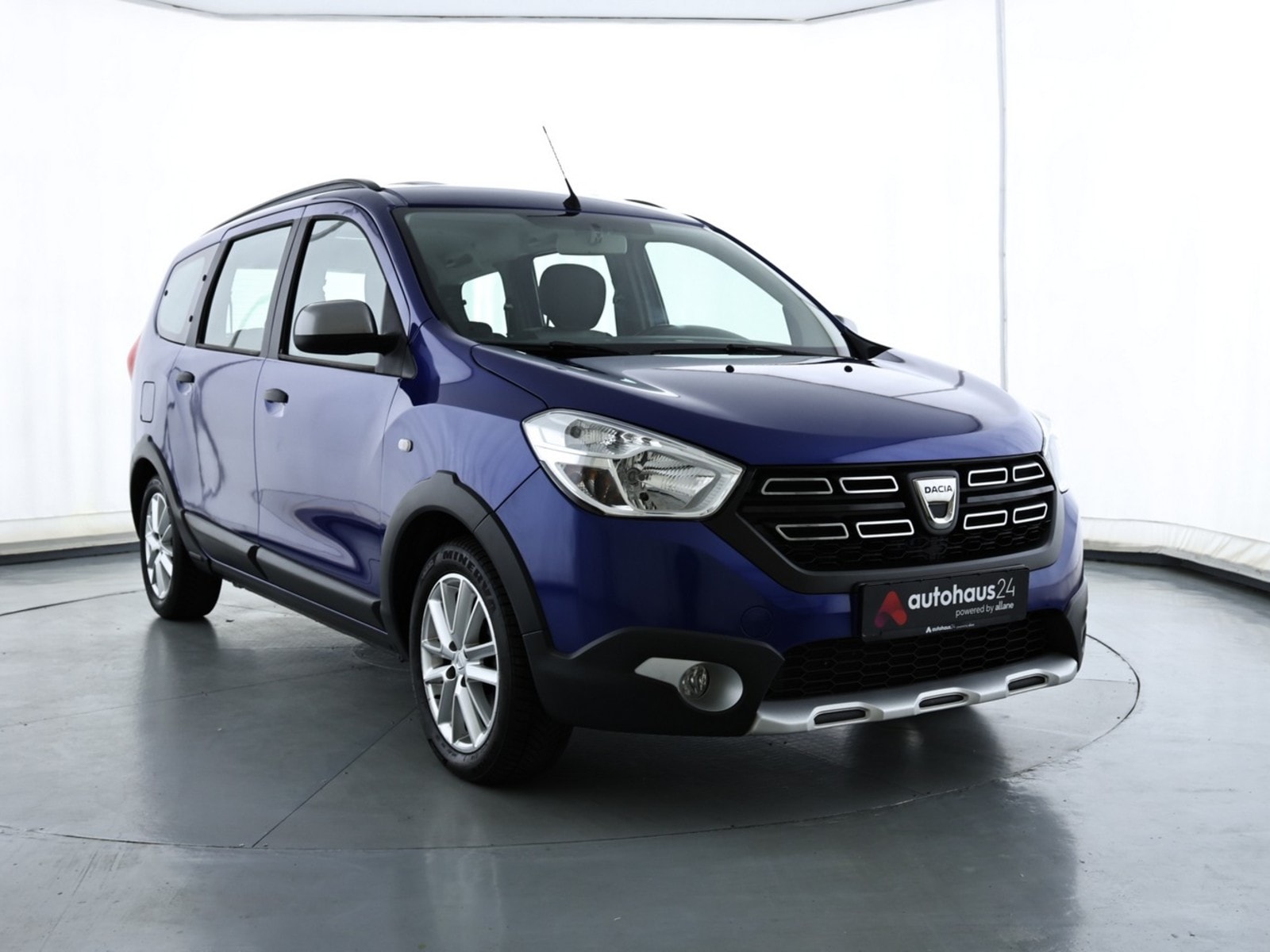 Dacia Lodgy Kleinbus / Van DACIA Lodgy Stepway Selection Blue dCi 115 7-Sitzer Van #1