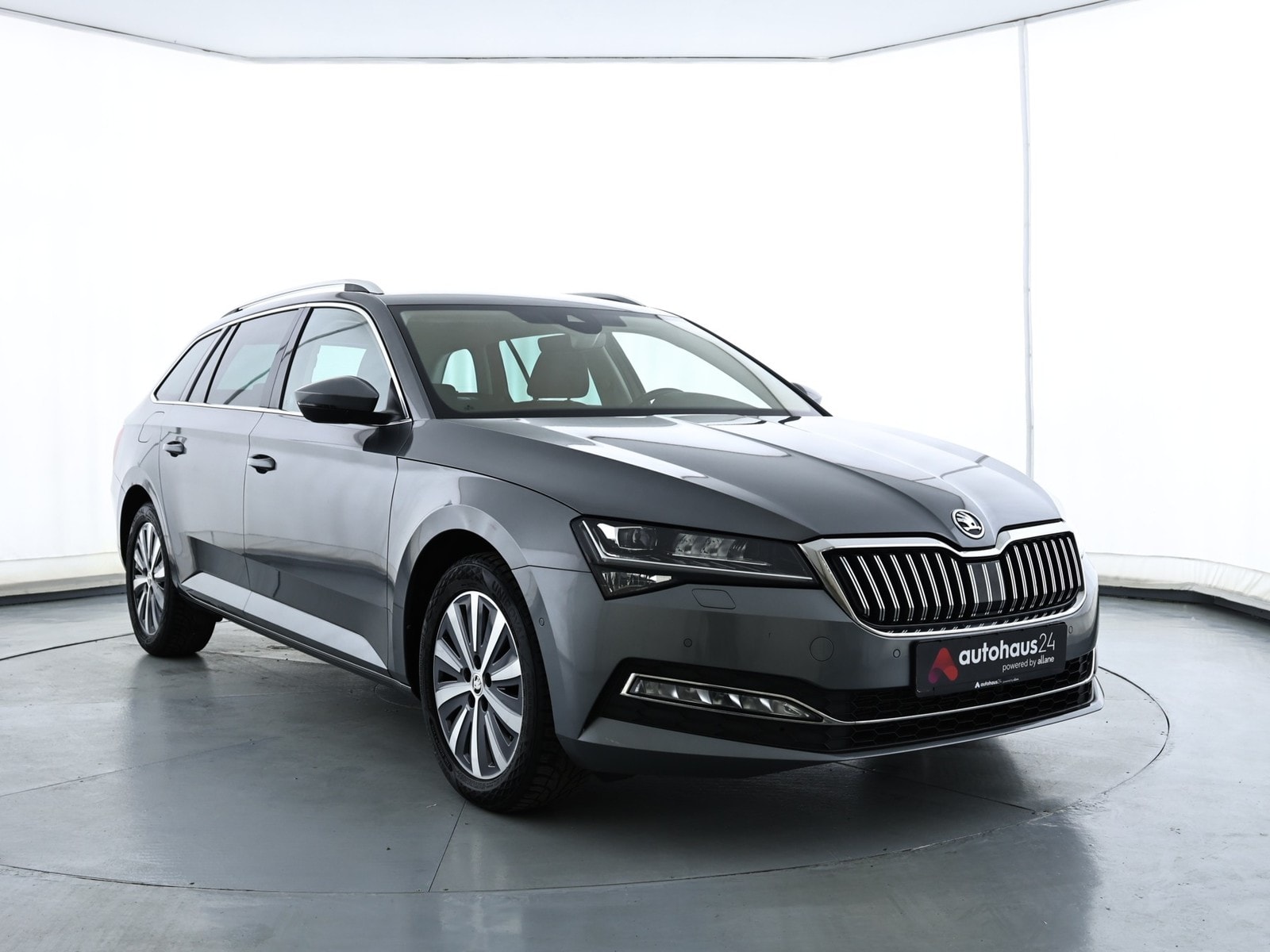 ŠKODA Superb Kombi SKODA Superb 1.5 TSI ACT DSG STYLE COMBI Kombi #1
