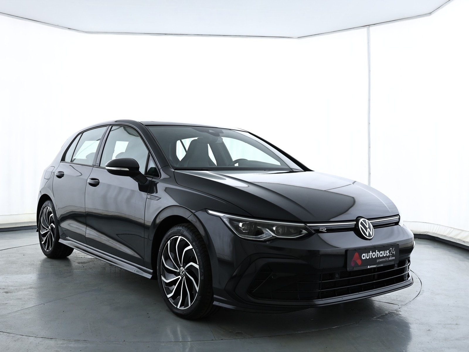 Volkswagen Golf Limousine VOLKSWAGEN Golf 2.0 TDI SCR 110kW DSG R-Line Schräghecklimousine #1
