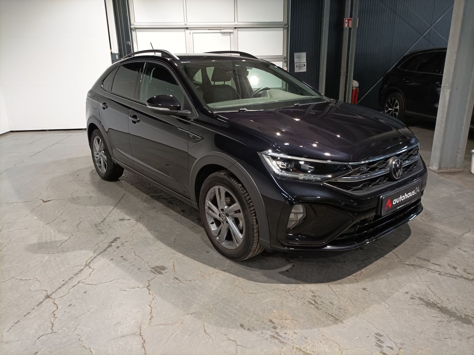 Volkswagen Taigo SUV / Crossover / Geländewagen VOLKSWAGEN Taigo 1.0 TSI OPF 81 kW DSG R-Line Sports Utility Vehicle #1