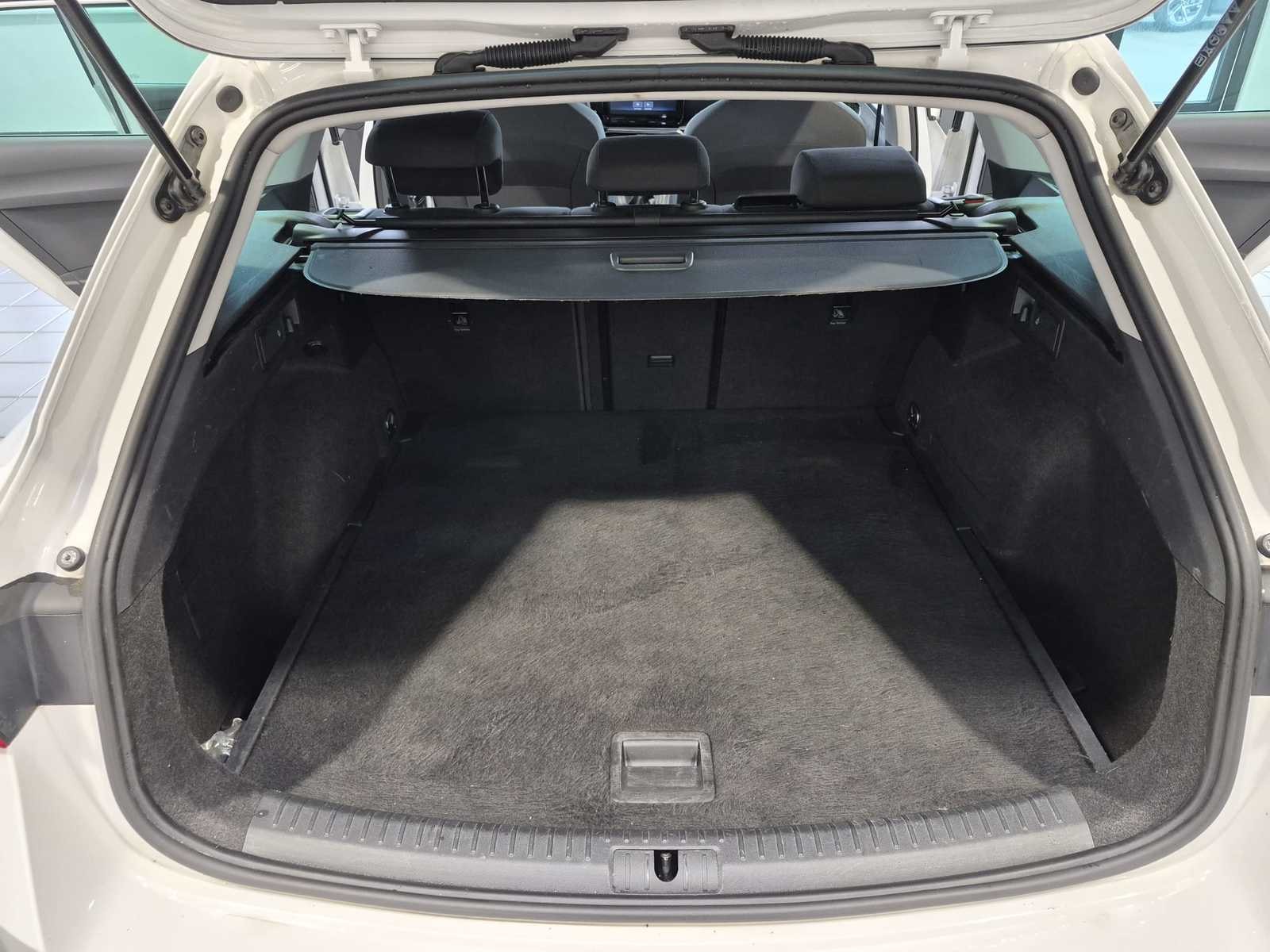 Seat Leon Kombi Leon Sportstourer 2.0 TDI Style (EURO 6d) #6