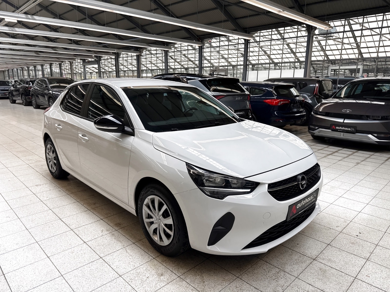 Opel Corsa Limousine OPEL Corsa 1.2 55kW Edition Schräghecklimousine #1