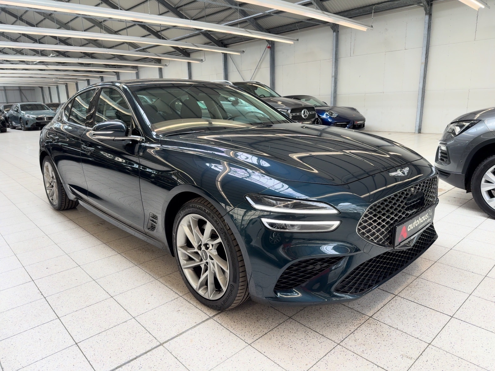 Genesis G70 Limousine GENESIS G70 Benziner 2.0T High Power 8AT AWD Luxus Limousine #1
