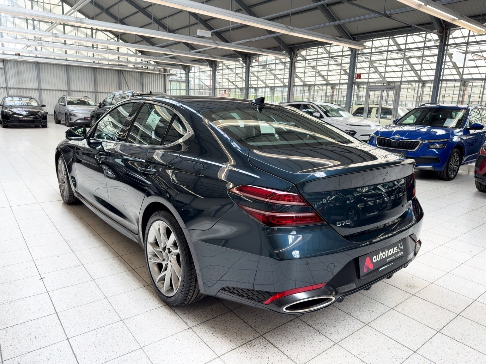 Genesis G70 Limousine G70 2.0 T Plus Sport RWD #4
