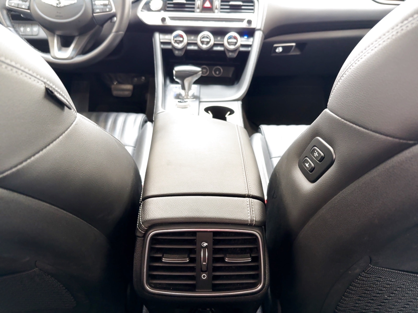 Genesis G70 Limousine G70 2.0 T Plus Sport RWD #14