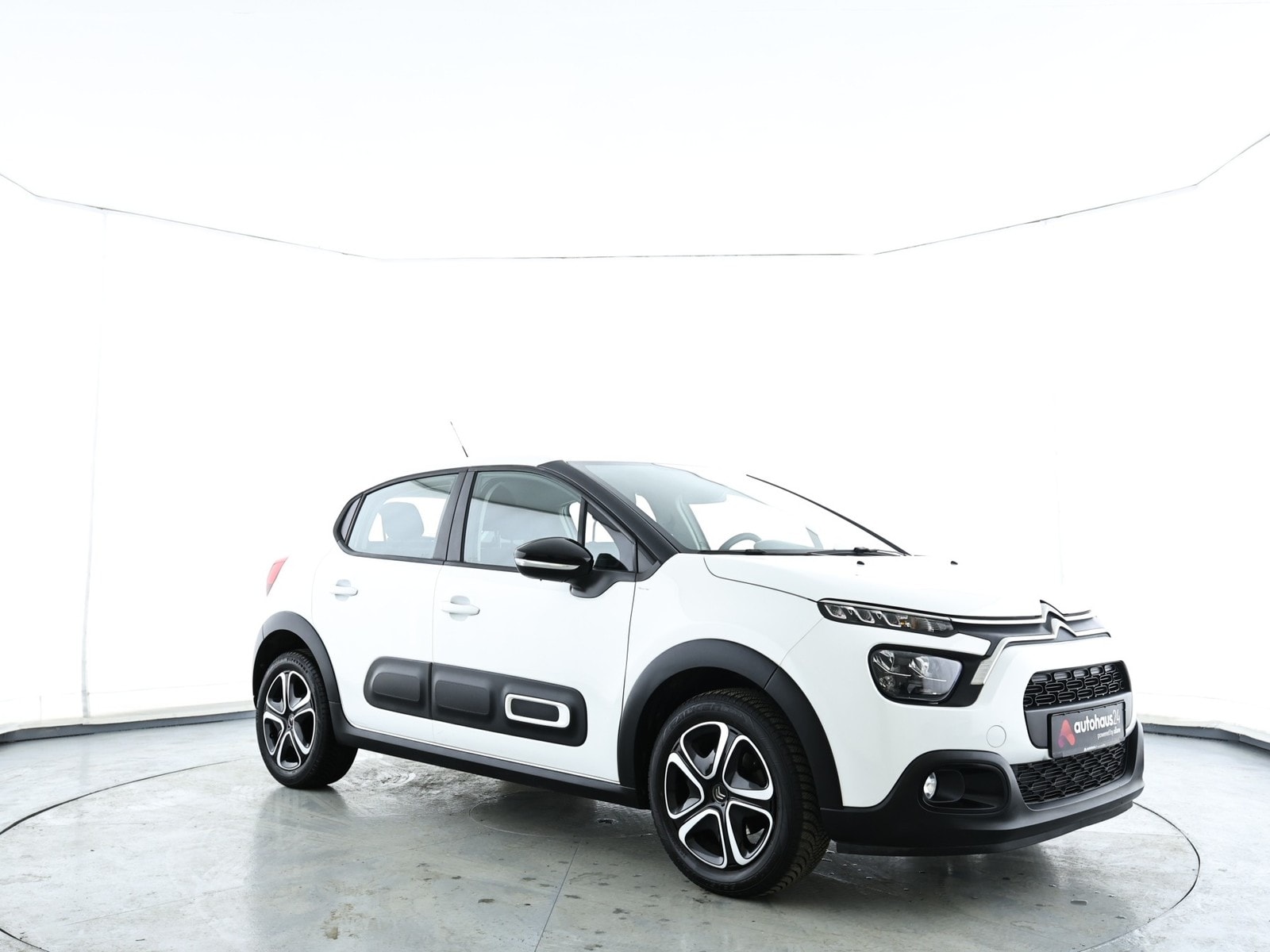 Citroën C3 Limousine CITROEN C3 PureTech 83 Stop&Start FEEL PACK Schräghecklimousine #1