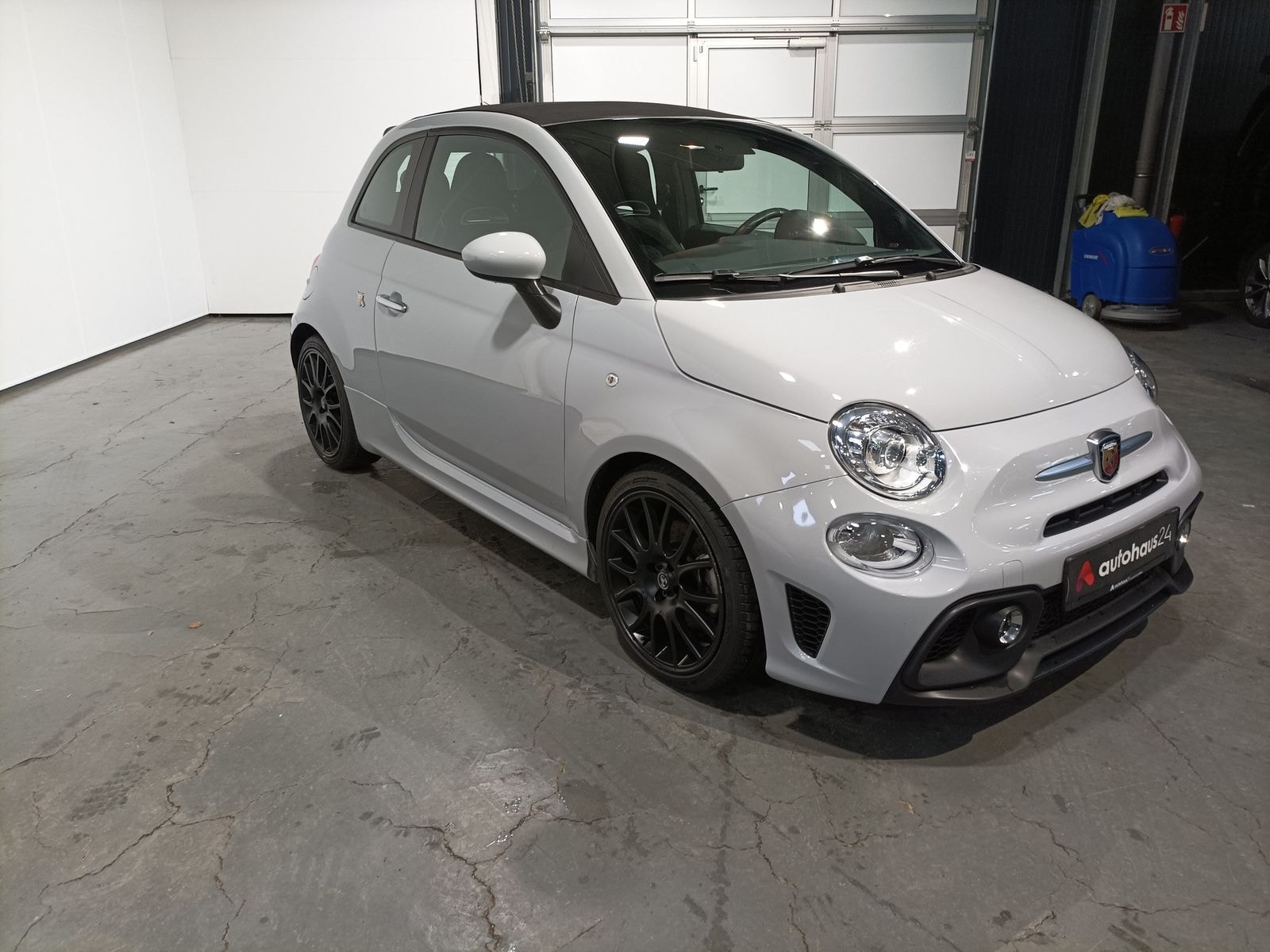 Abarth 595 Cabrio / Roadster ABARTH 595 1.4 T-Jet 16V 595C Cabriolet #1