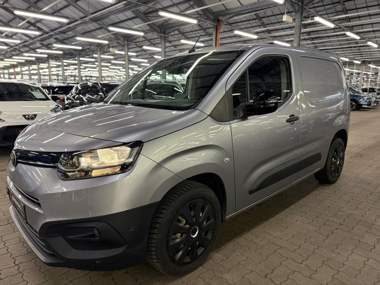 Toyota Proace Transporter Proace City 1.5 D-4D L1 Comfort S/S (EURO 6d) #3