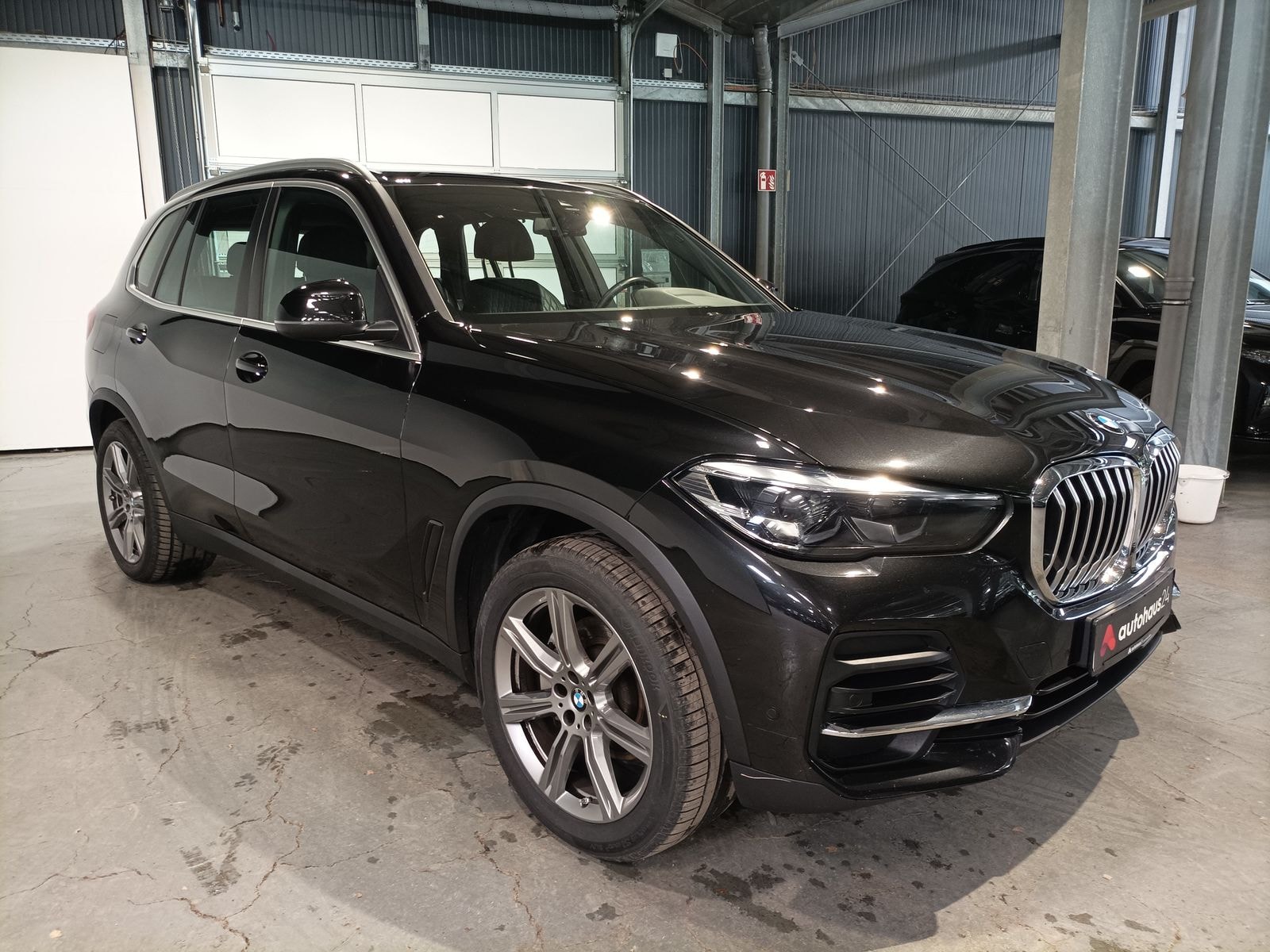 BMW X5 SUV / Crossover / Geländewagen BMW X5 xDrive25d Sports Utility Vehicle #1