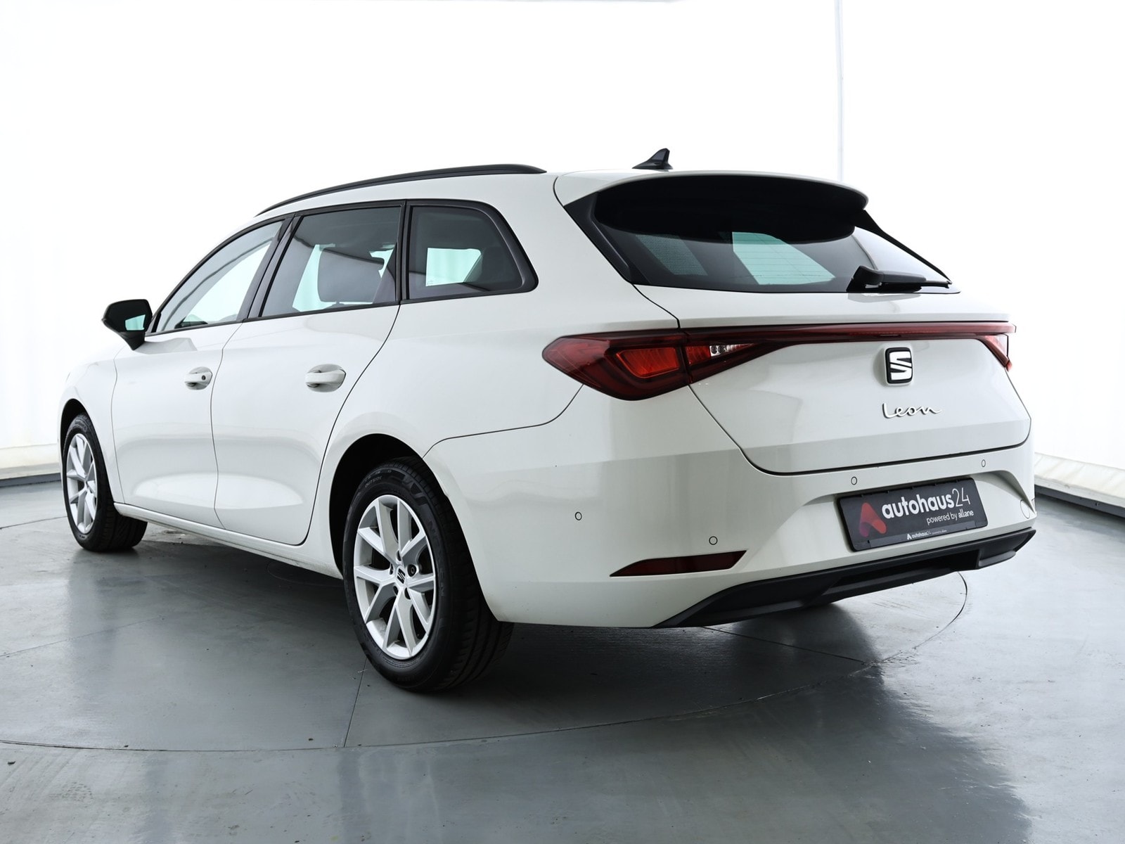 Seat Leon Kombi Leon Sportstourer 2.0 TDI Style (EURO 6d) #4