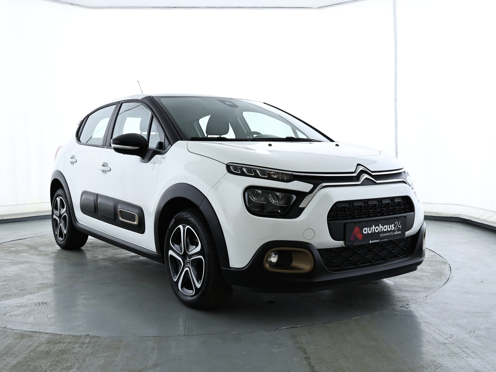 Citroën C3 Limousine CITROEN C3 PureTech 83 Stop&Start FEEL PACK Schräghecklimousine #1