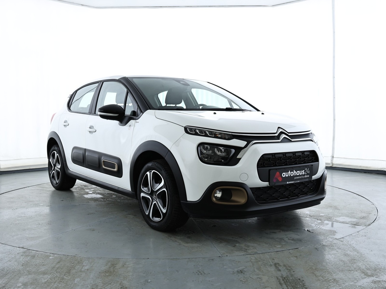 Citroën C3 Limousine CITROEN C3 PureTech 83 Stop&Start FEEL PACK Schräghecklimousine #1