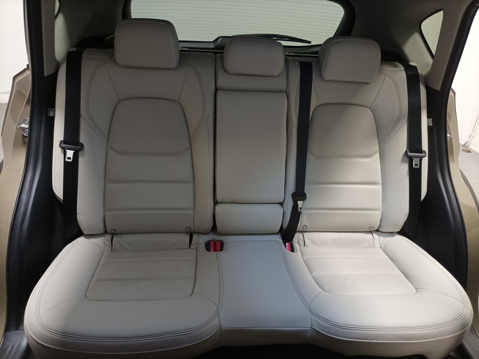 Mazda CX-5 SUV / Crossover / Geländewagen MAZDA CX-5 2.5 SKYACTIV-G 194 Sports-Line AWD AT Sports Utility Vehicle #1