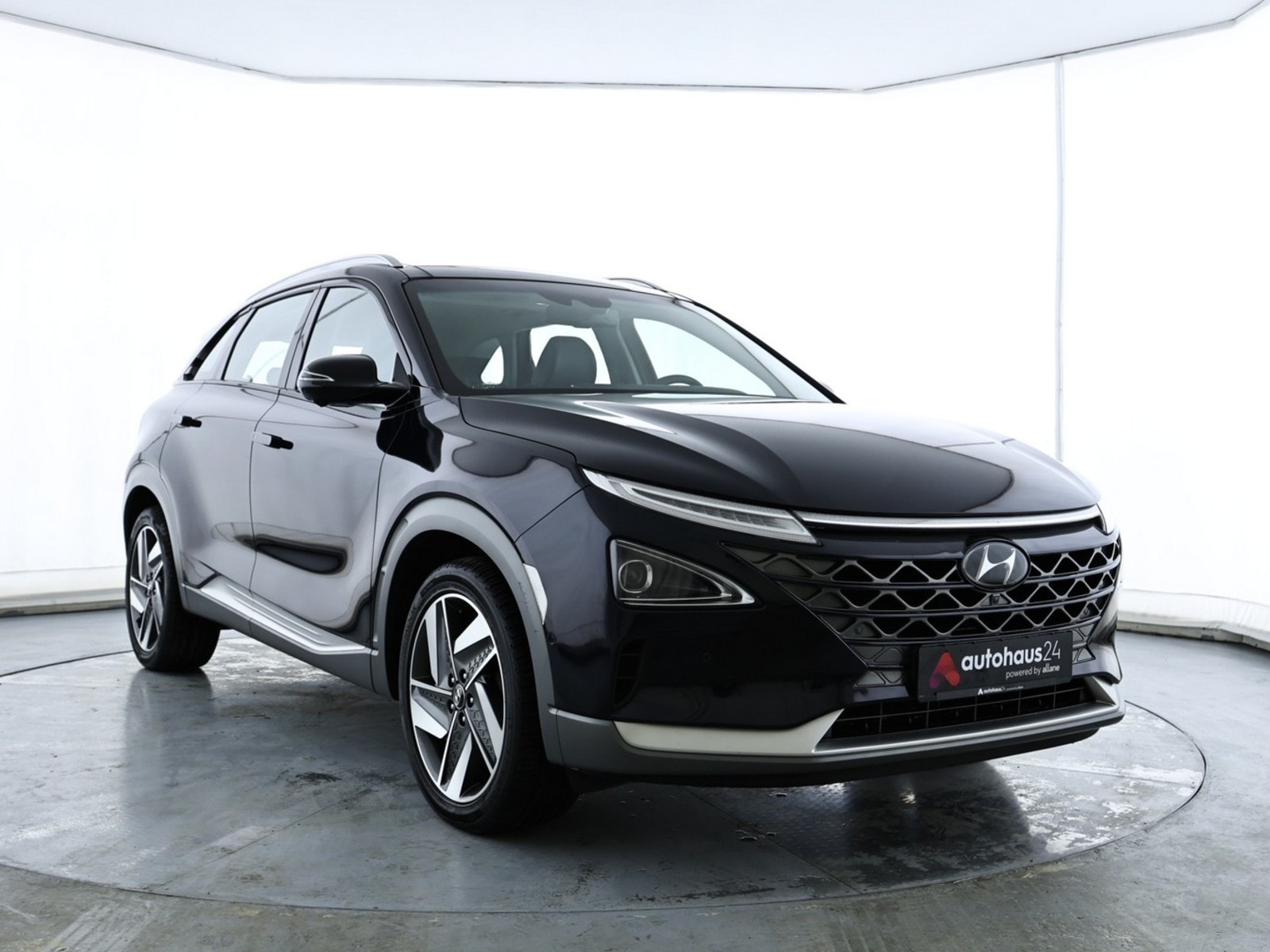 Hyundai Nexo SUV / Crossover / Geländewagen HYUNDAI Nexo Fuel Cell Sports Utility Vehicle #1