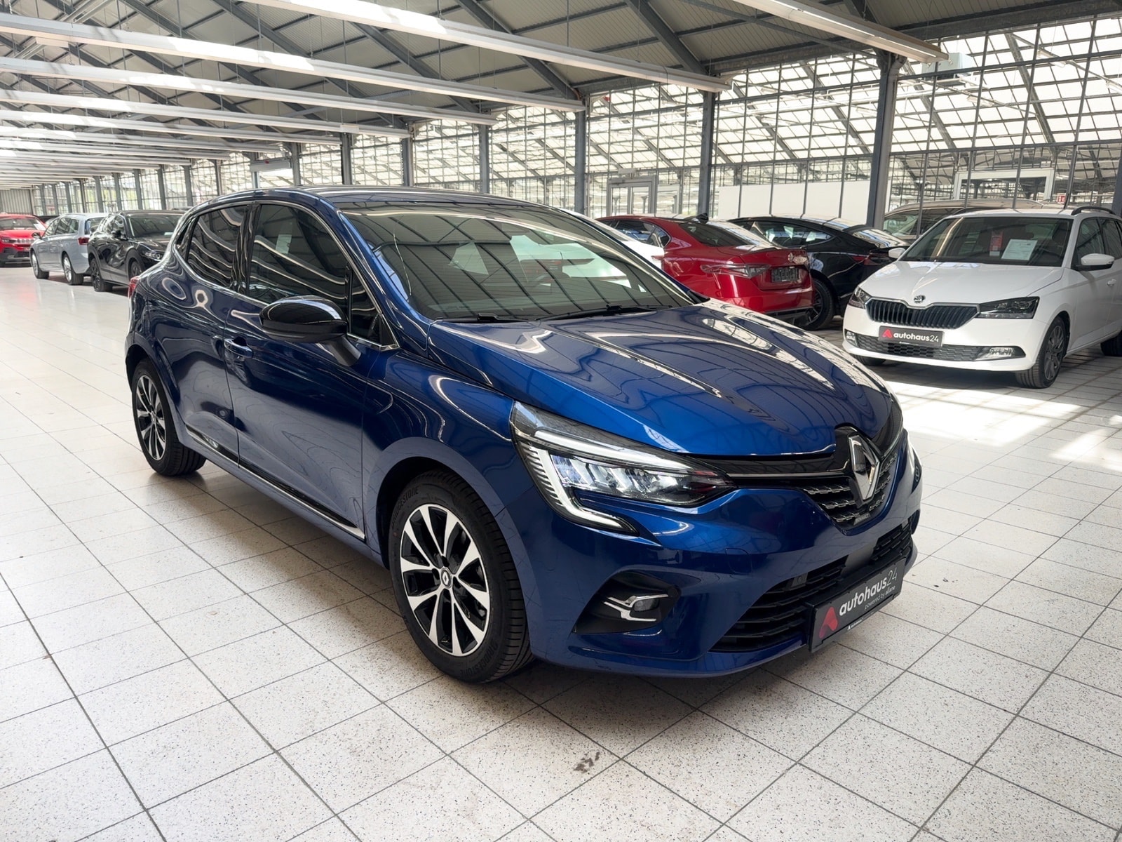 Renault Clio Limousine RENAULT Clio TCe 140 Techno Schräghecklimousine #1