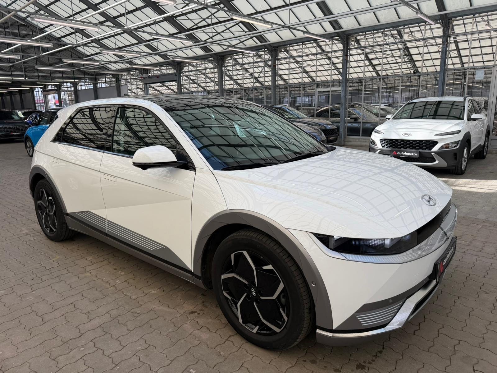 Hyundai IONIQ 5 Limousine HYUNDAI IONIQ 5 72,6 kWh 160 kW Heckantrieb Sports Utility Vehicle #1