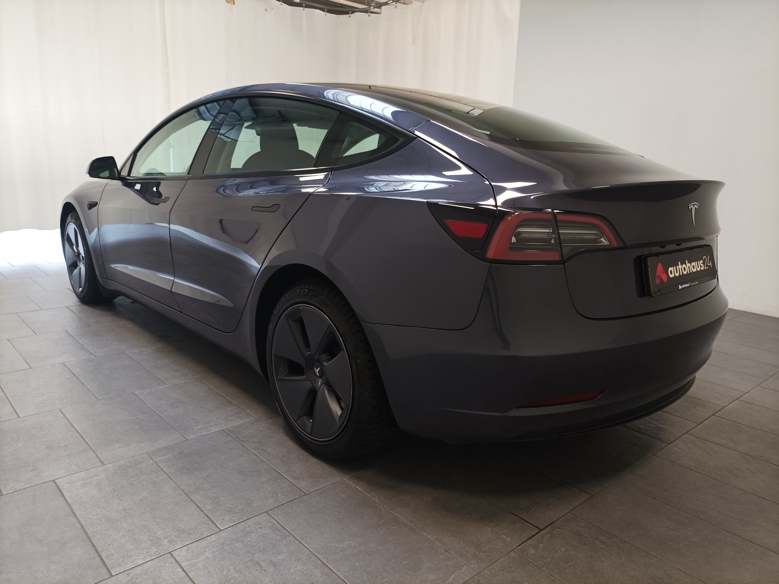 Tesla Model 3 Limousine Model 3 RWD #4