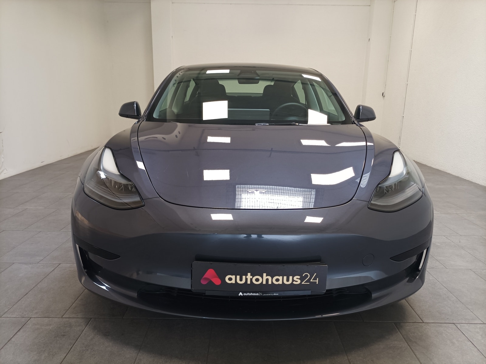 Tesla Model 3 Limousine Model 3 RWD #2
