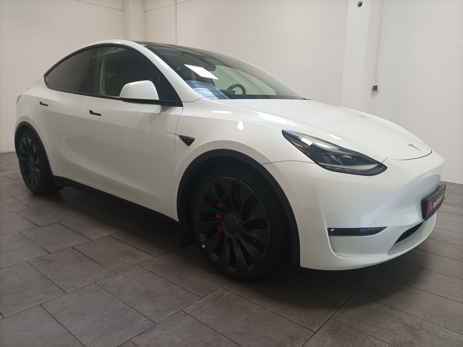 TESLA Model Y SUV / Crossover / Geländewagen TESLA Model Y Performance Dual Motor AWD Schräghecklimousine #1
