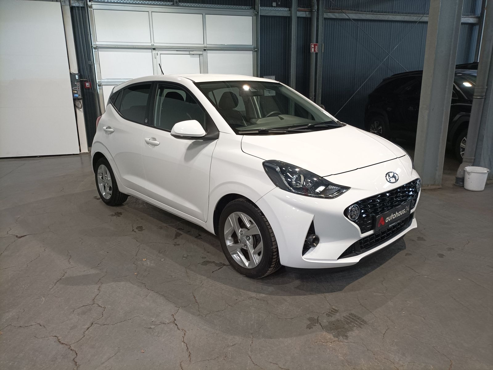 Hyundai i10 Schräghecklimousine HYUNDAI i10 1.0 EDITION 30 Schräghecklimousine #1