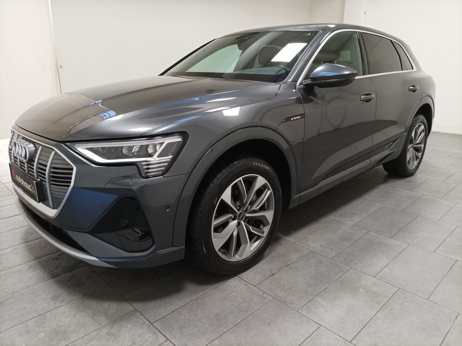 Audi e-tron SUV e-tron 55 quattro S line #3
